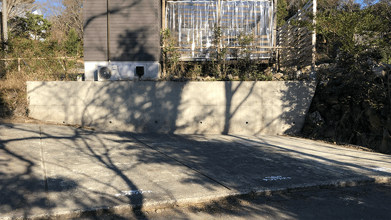 駐車場は先着順でご利用頂いております。台数制限はありませんが、必要に応じて別の駐車スペースにご案内することもございますので、予めご了承ください。